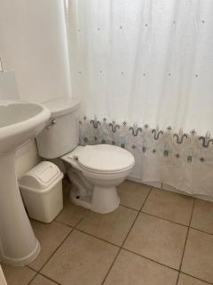 Se arrienda casa - 3