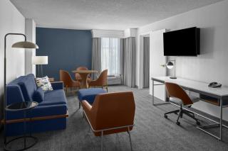 Courtyard by Marriott Atlanta Buckhead - 3