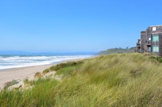 A Total Distanced Coastal Experience! - Watsonville - 9