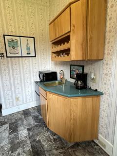 Graystone Manor - 1