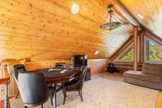 0.5mi to the Lake Deck w Views Poker Table Eagle Ridge Retreat by AvantStay - Big Bear Lake - 5