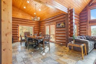 0.5mi to the Lake Deck w Views Poker Table Eagle Ridge Retreat by AvantStay - Big Bear Lake - 1