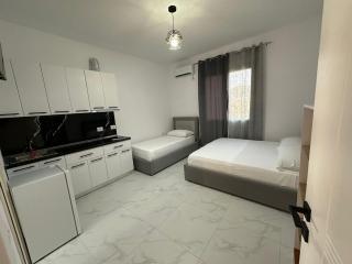 Villa Aliaj - Vlora - 8