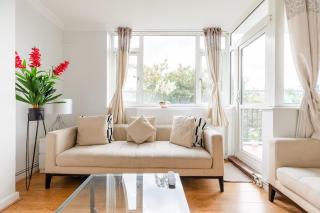 Cosy 3 Bed Flat Near London's Highlights - Londra - 0