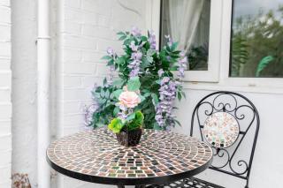 Bright 3-Bedroom Flat Parking 4KTV & Balcony - 8