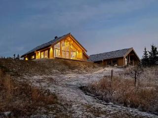 New Mountain Cabin With Panoramic Views In Hafjell - 0