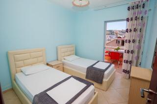 Seaview Holiday - big Apartment - Sarandë - 8