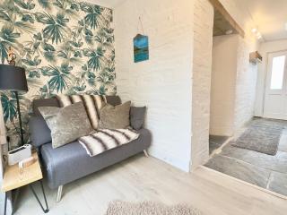 The Nest - home from home - Delabole - 0