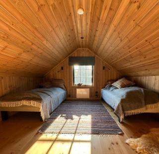 Peaceful Cabin By Rødungen - 1