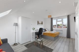 Superb Apartment with parking - Harrow on the Hill - 8