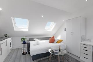 Superb Apartment with parking - Harrow on the Hill - 6