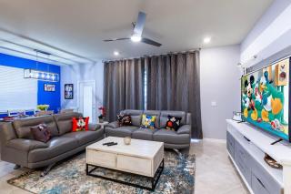 Disney Theme 5BR with Home Arcade and Private Pool - Davenport - 9