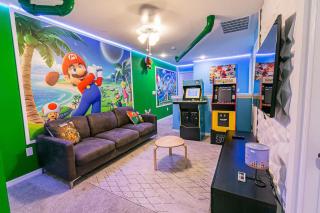 Epic 5BR Themed Home with Arcade Pool and Resort - Kissimmee - 8