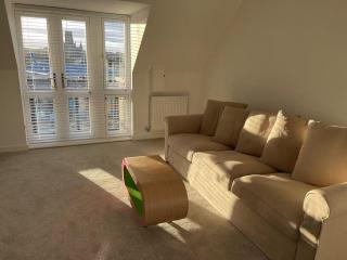 3 Bedroom Duplex, Central Durham - - 2