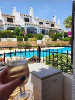 Relaxing 2-Bedroom Bungalow In Sunny Cabo Roig (2) - Orihuela - 9