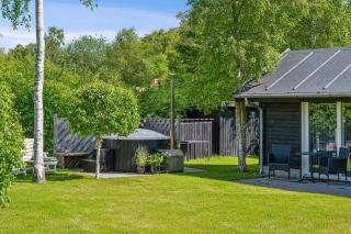 Beautiful Holiday Home With Wildernes Bath Near Ebeltoft - Ebeltoft - 9