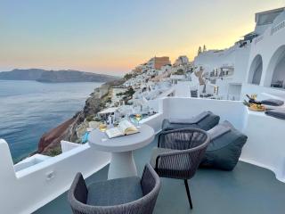 Èther suites Oia - - 1