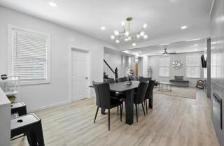 The Hidden Chapter At Peralta Sleeps 14 Private Retreat Urban Escape - Pittsburgh - 1