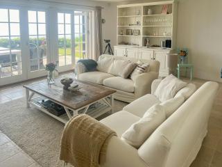 Beachfront Summerhouse With Amazing View And Peace - 1