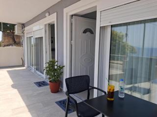 Blue Horizon Studio Apartment- Saranda - Saranda - 8