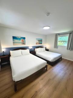Sun & Sand Resort - Port Austin - 1