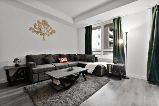 Cozy 2BR Suite Only 8 Mins to The Falls With Sofa Bed And Sleeps 6 - Niagara Falls - 9