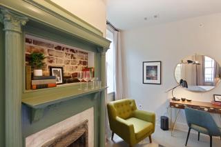 King Suite Claw Foot Tub 2nd Floor - Savannah - 5
