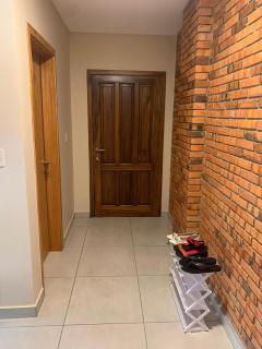 Apartemento nuevo totalmente amueblado en zona muy tranquila y segura 75 m2 con balcon y plaza de aparcamiento - Nemby - 1