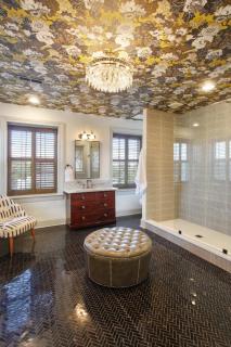 King Penthouse Suite Clawfoot Tub 4th Floor - Savannah - 7