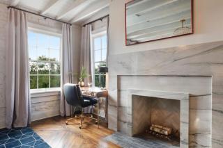 King Penthouse Suite Clawfoot Tub 4th Floor - Savannah - 5