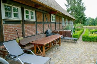 Historic Farmhouse Near The Schaalsee Lake - - 1