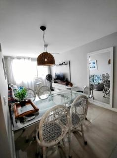 Apartamento Pé na areia com Vista para o Mar em Caiobá - 0