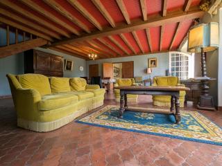 Maison calme avec grand terrain, proche commodités et sites médiévaux - FR-1-582-133 - Allègre - 1