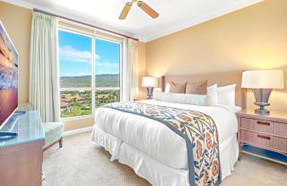 KBM Resorts Spacious Ocean View 5-Bedroom Honua Kai Collection Multi Unit Listing Same Floor 2 Free Rental Cars HKK-82025 - 4