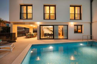 Holiday house with a swimming pool Vrbnik, Krk - 24519 - 9