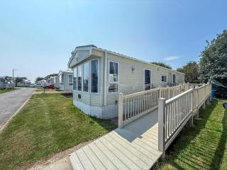 Lovely Wheelchair Friendly Caravan At Skipsea Sands In Yorkshire Ref 41167Wf - Barmston - 5
