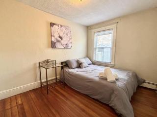 Entire cozy 2b1b home in federal Hill - Providence - 6