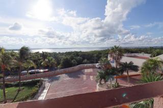 Condo with lagoon view & beach access :) - Cancún - 8