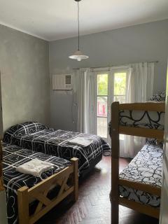 HOSTAL HOUSE REYMON,habitaciones privadas" precio por persona" - Mendoza - 8