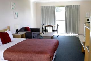 Rose Garden Motel - 3