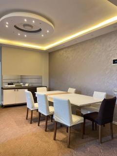 Luxurious fully equipped independent apartment - Al Mafraq - 9