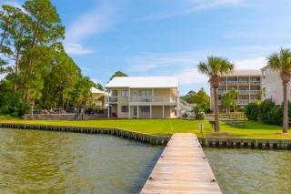Wolf Bay Villas - 2