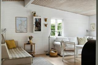 Classic Wooden House With South-Facing Deck - Nykøbing Sjælland - 4