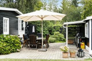 Classic Wooden House With South-Facing Deck - 2