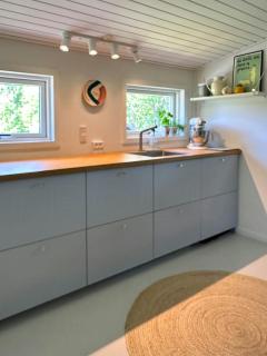 Ceramics And Natural Colours In Peaceful Home - Vejby - 5