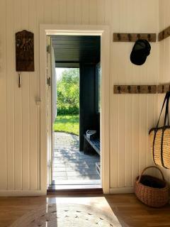 Ceramics And Natural Colours In Peaceful Home - Vejby - 4
