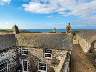 Puffin House - Uk46843 - Hartland - 0