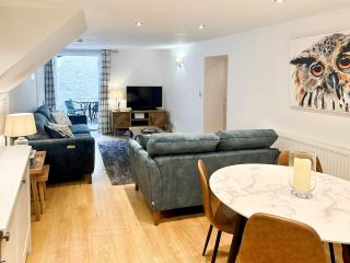 April Cottage - Dartmouth - 0
