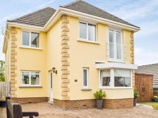 Trondra House - Ferryside - 0