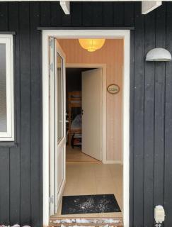 Charming Coastal Retreat With Sea View - Højby - 4